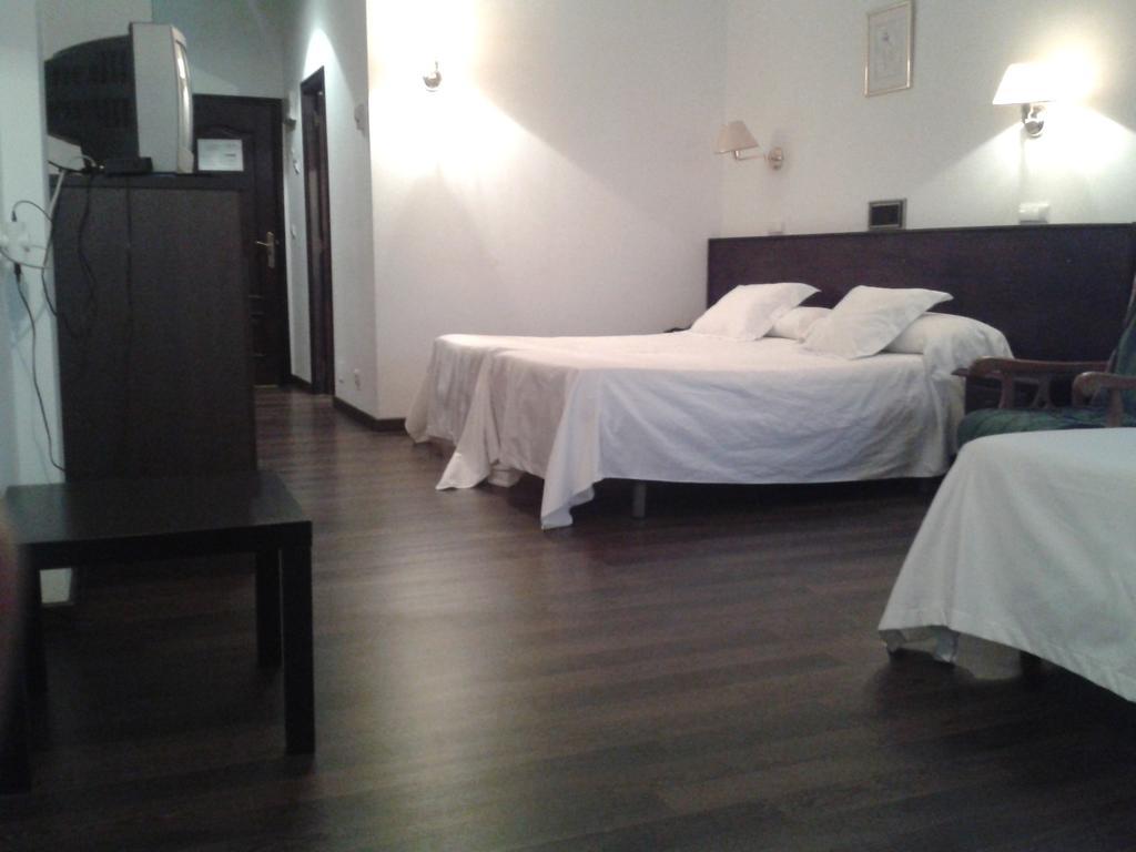 Hotel Park Noia Exterior foto